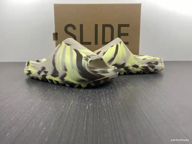 Adidas Yeezy Slide FZ5899 0517